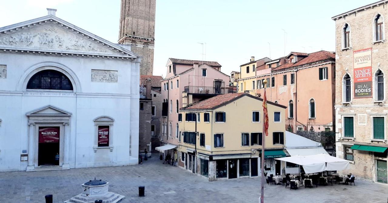 Hotel Mezzo Pozzo Venice Exterior photo