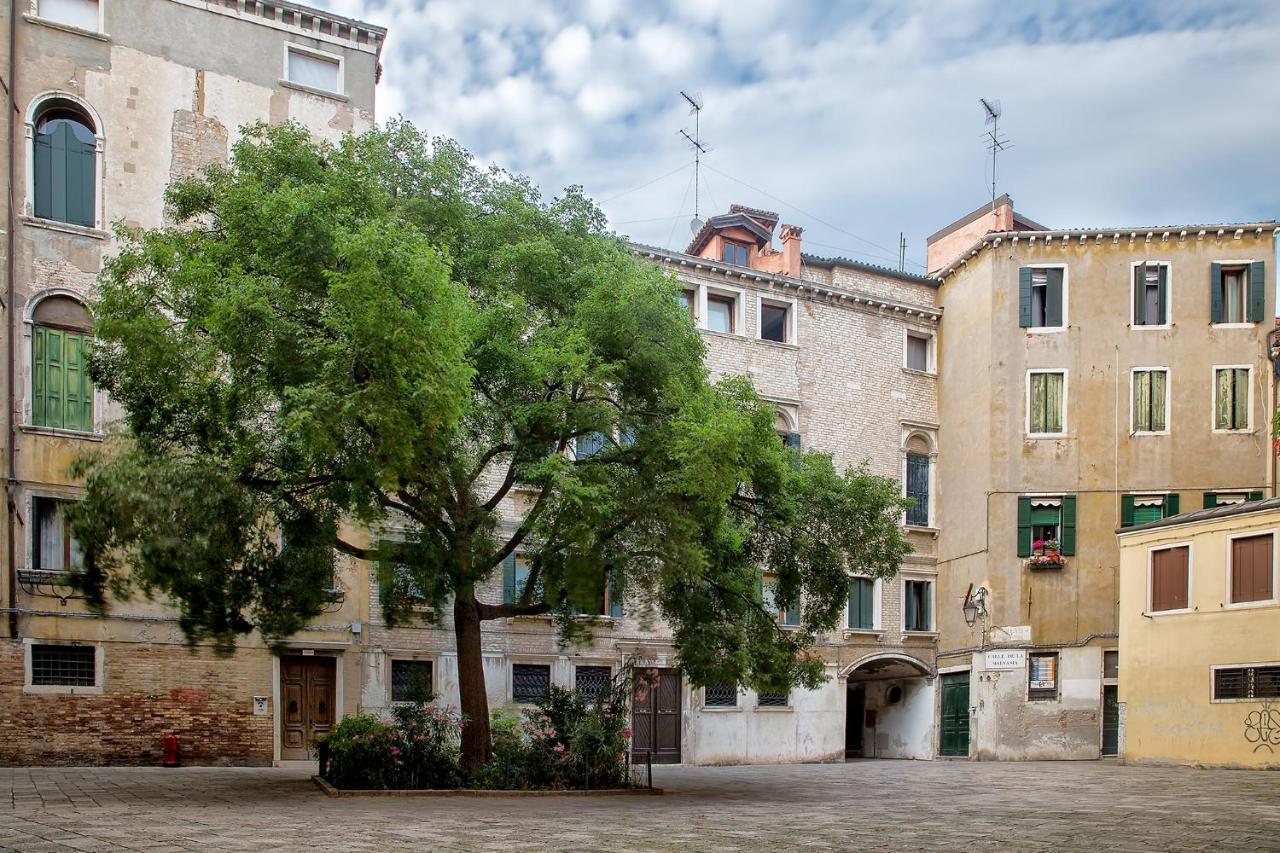 Hotel Mezzo Pozzo Venice Exterior photo