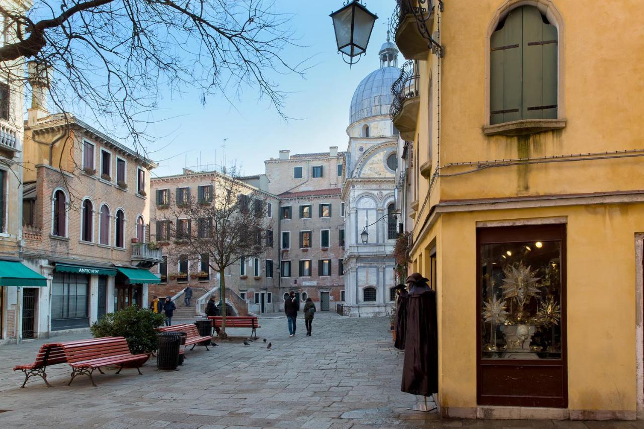 Hotel Mezzo Pozzo Venice Exterior photo