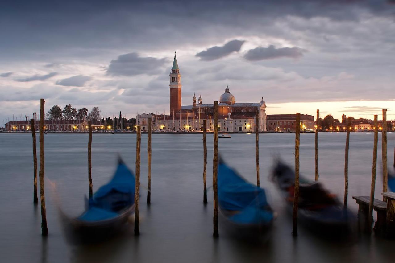 Hotel Mezzo Pozzo Venice Exterior photo